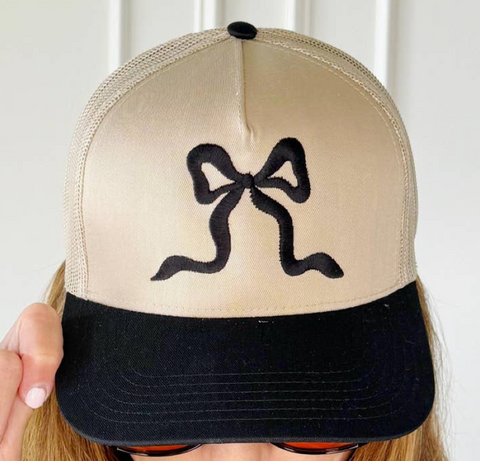 Bow trucker hat